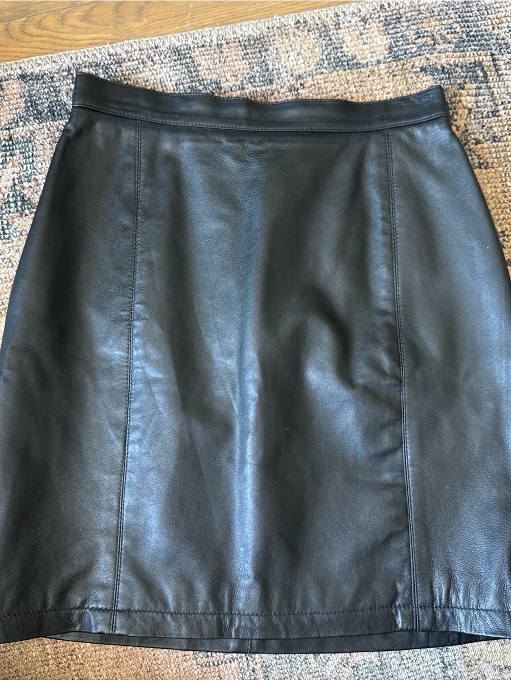 Like New Wilsons Leather Classic Black Leather A-Line Skirt